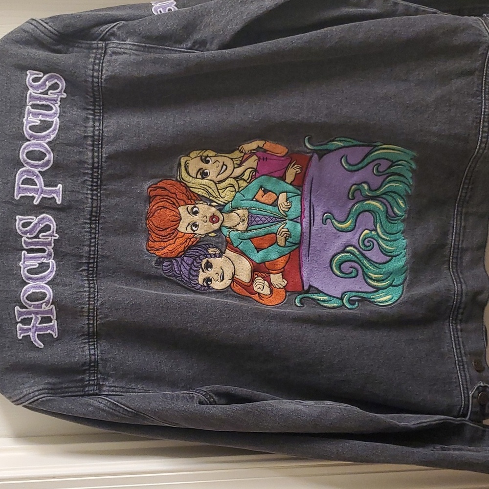 Disney Hocus Pocus cakeworthy jean jacket XL